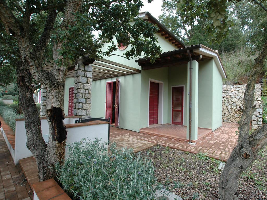 Villaggio Di Mezzo Ortano Rio Marina Szoba fotó
